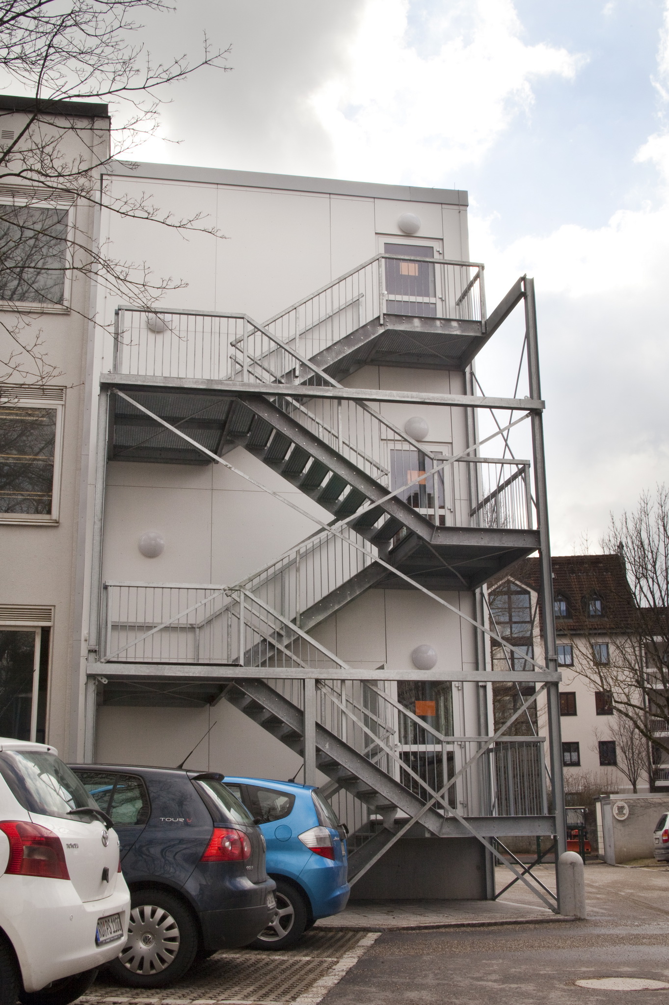 AsamGymnasium, Schlierseestraße München